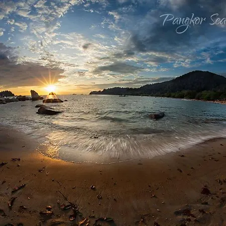 Sea & Wave #2 Coral Bay Apartment Pekan Pangkor Exterior photo