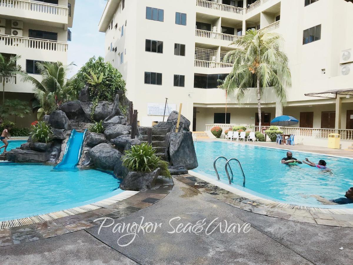 Sea & Wave #2 Coral Bay Apartment *